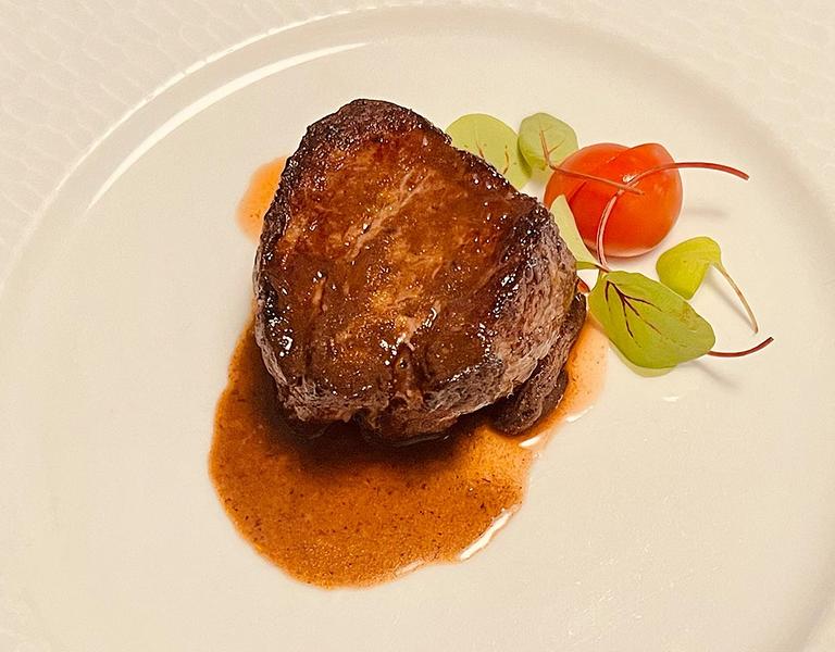 Theo’s Gastro Lounge